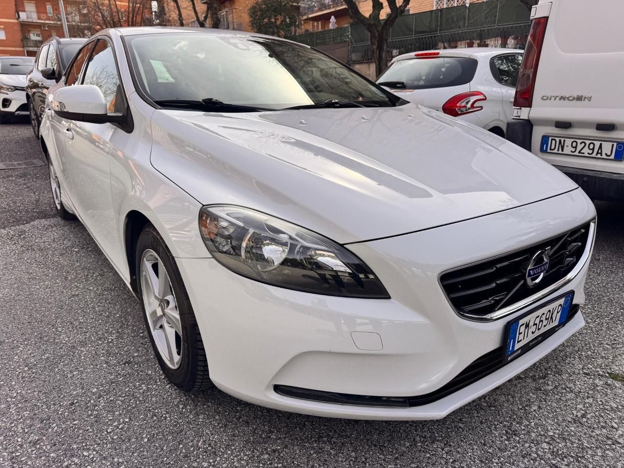Volvo V40 D2 1.6 Summum !!GARANTITA!!