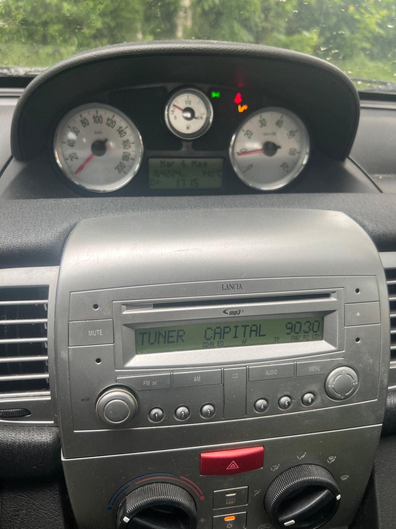 Lancia Ypsilon 1.2 69 CV 5 porte S&S Gold