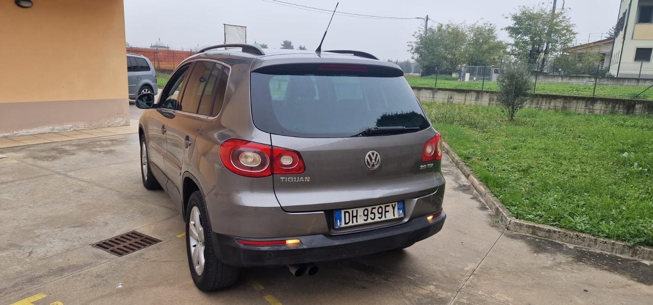 Volkswagen Tiguan 2.0 16V TDI DPF Trend & Fun (18°)
