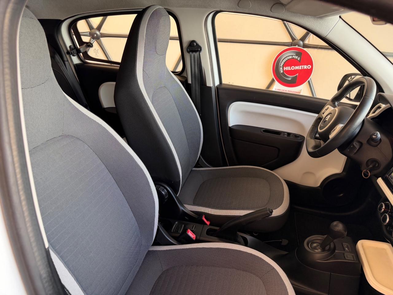Renault Twingo TCe 90 CV EDC Intens