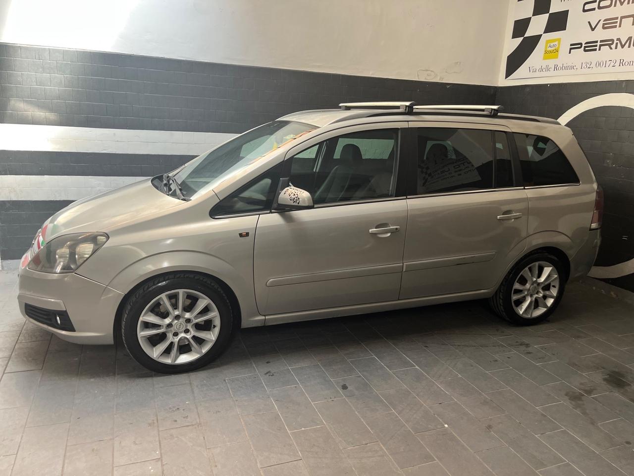 Opel Zafira 1.9 CDTI 101CV Cosmo