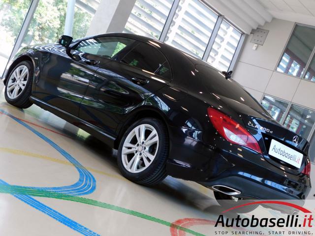 MERCEDES-BENZ CLA 200 d AUTOMATICA SPORT ''NIGHT PACK'' 2.200cc 136cv