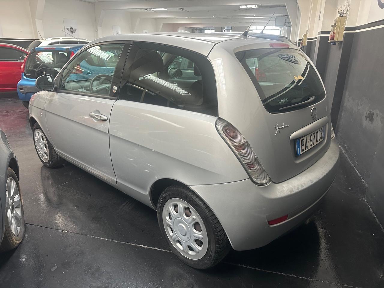 Lancia Ypsilon 1.4 Platino Ecochic GPL