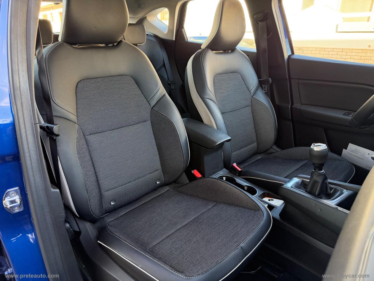 RENAULT Captur TCe 12V 100 CV GPL Intens