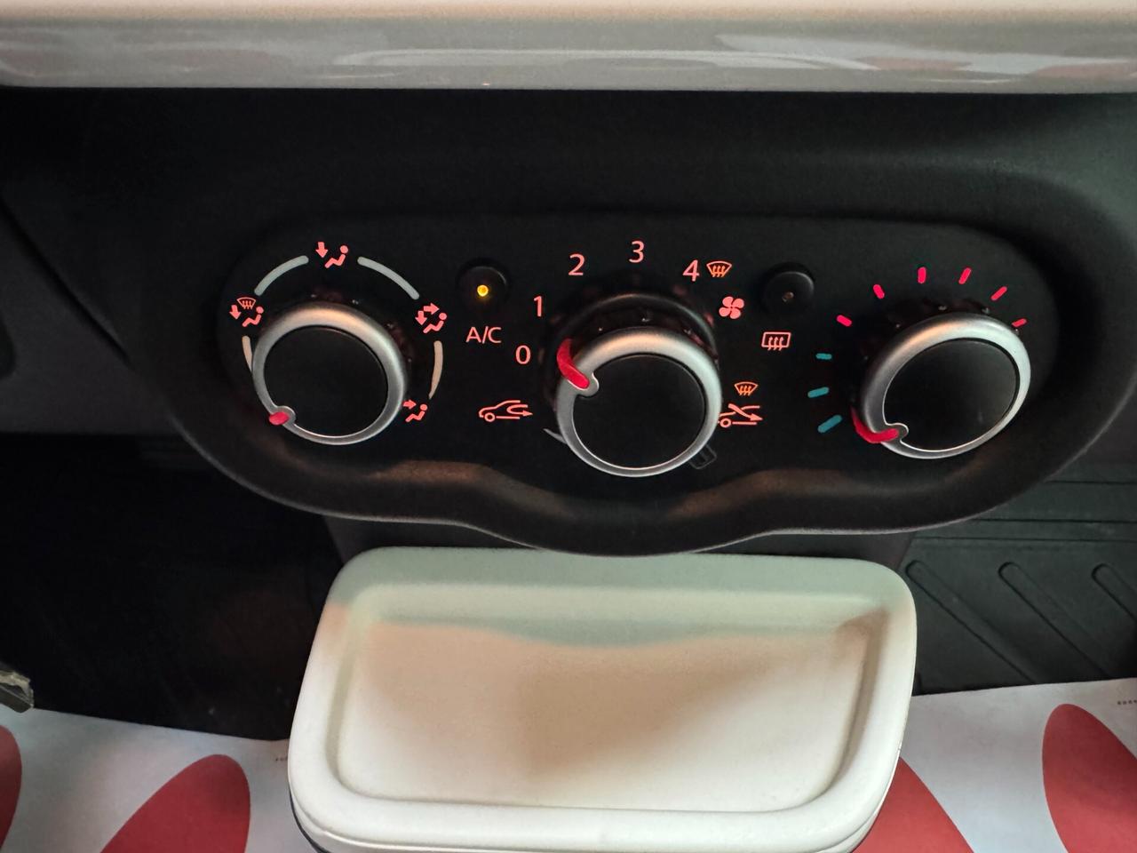 Renault Twingo OpenAir /0.9cc 90 CV /AUTOMATICA / TETTO APRIBILE