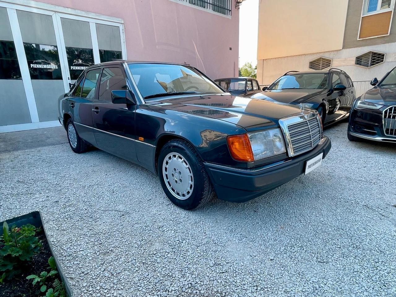 Mercedes-benz W124 200E - 1989