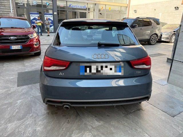 AUDI A1 1.4 TDI Admired S-LINE ESTERNO