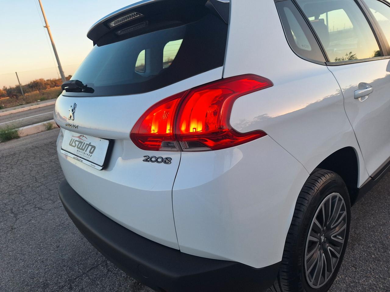 Peugeot 2008 1.4 HDi 68CV Active PERFETTA 2015