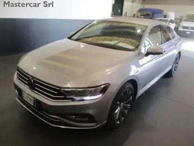 VOLKSWAGEN Passat Berlina 2.0 tdi SCR Executive 190cv dsg - GC157KR