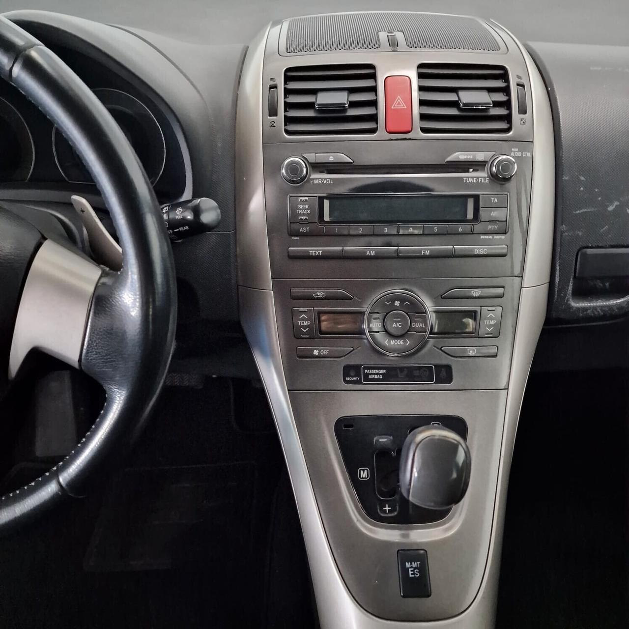 Toyota Auris 1.6 M-MT 5 porte Sol