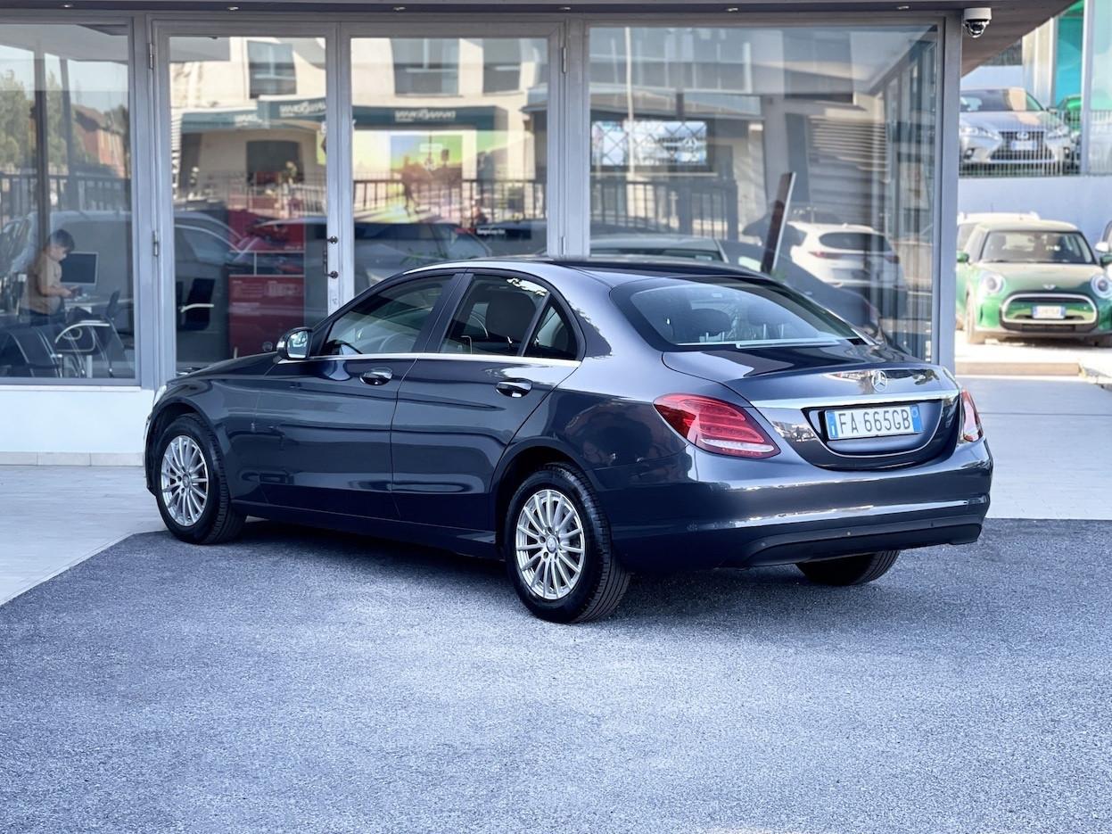 Mercedes-Benz C 180 1.6 Diesel 116CV E6 Automatica - 2015