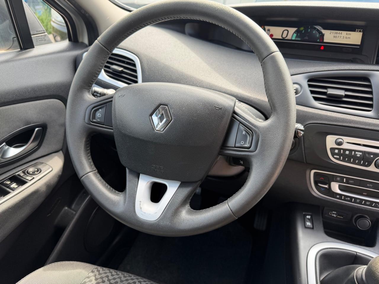 Renault Scenic Xmod 1.5 dCi 110CV