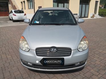 Hyundai Accent 1.4 benzina 5 porte 90milakm neopat