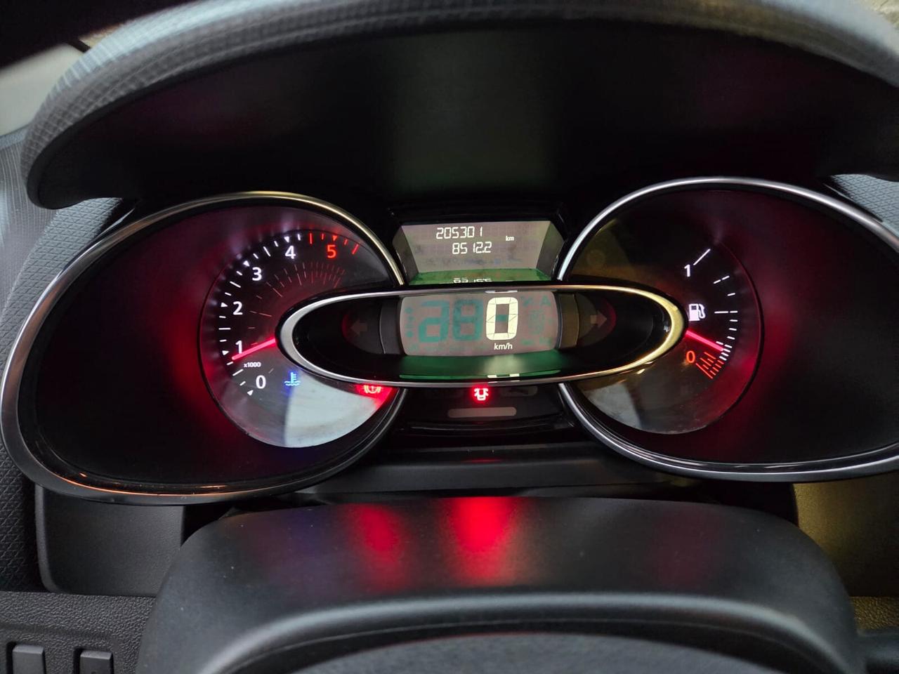 Renault Clio dCi 8V 75 CV 5 porte Moschino