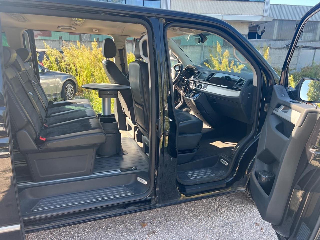 Volkswagen Transporter 2.0 TDI 150CV DSG PL Kombi Business
