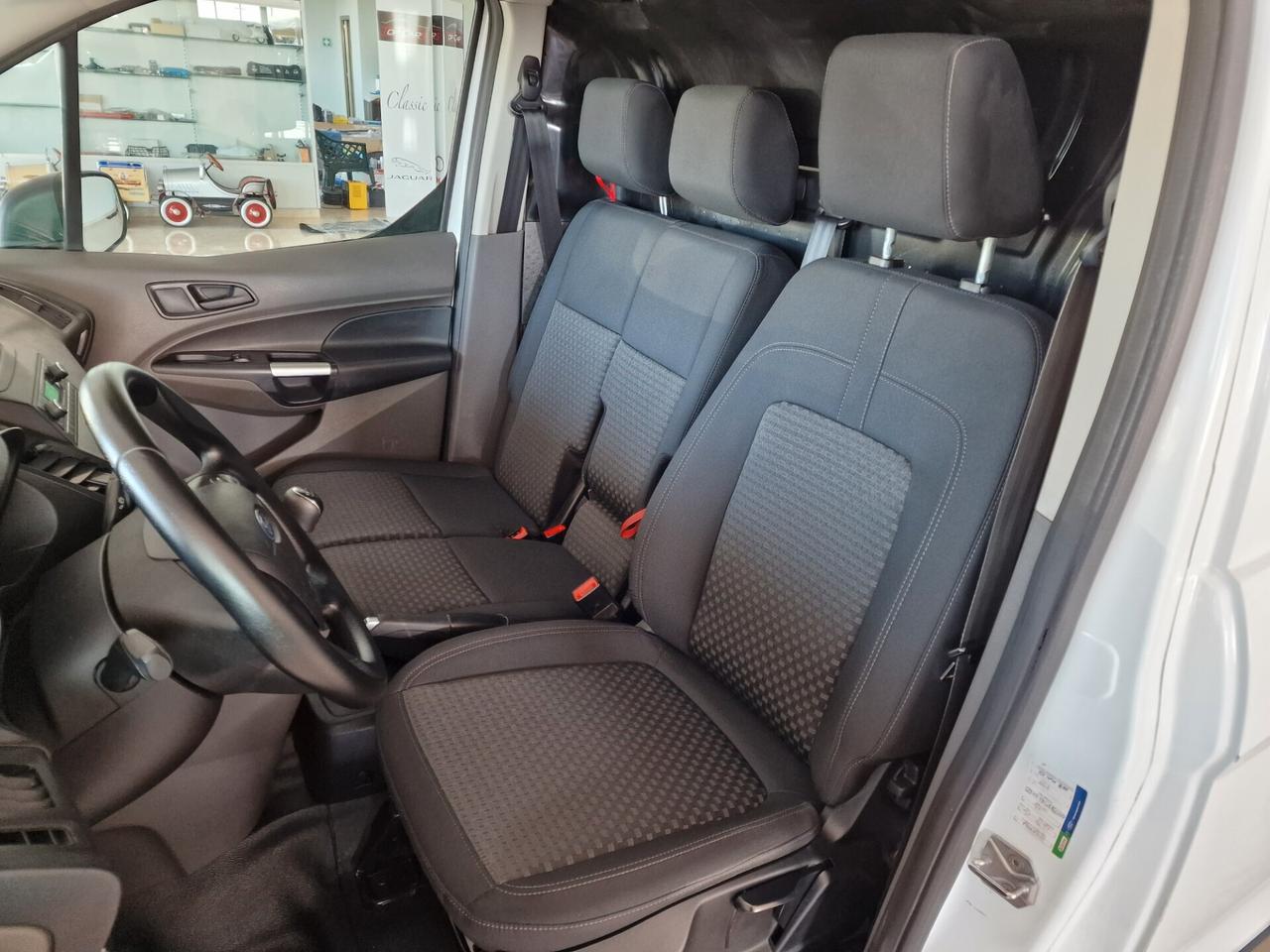 Ford Transit Connect 1.5 TDCI 3 posti