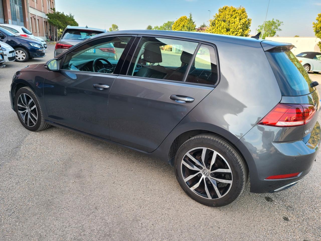 Volkswagen Golf 7,5 diesel 1.6 cilindrata anno 2018