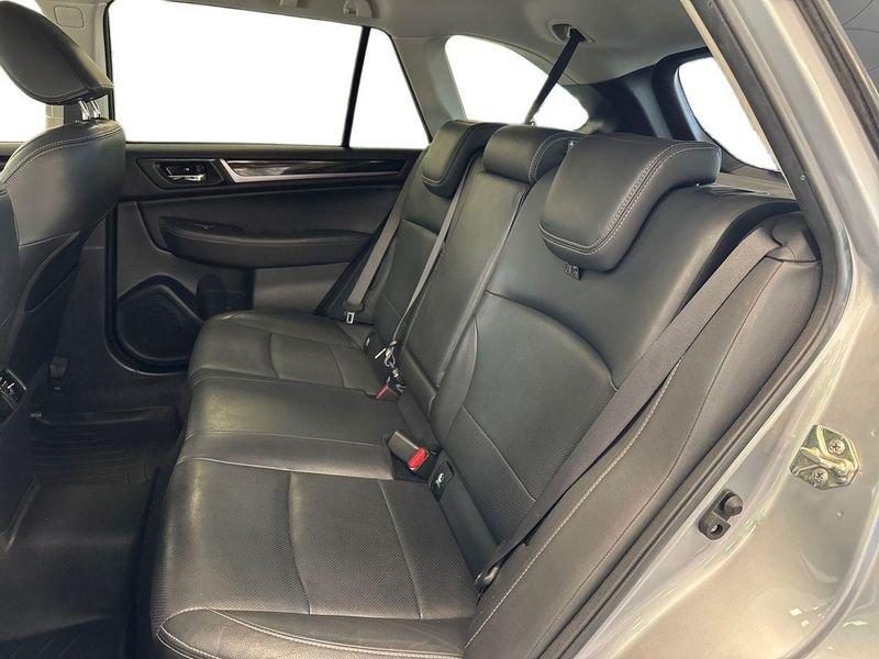 Subaru Outback 2.0D Lineartronic Style