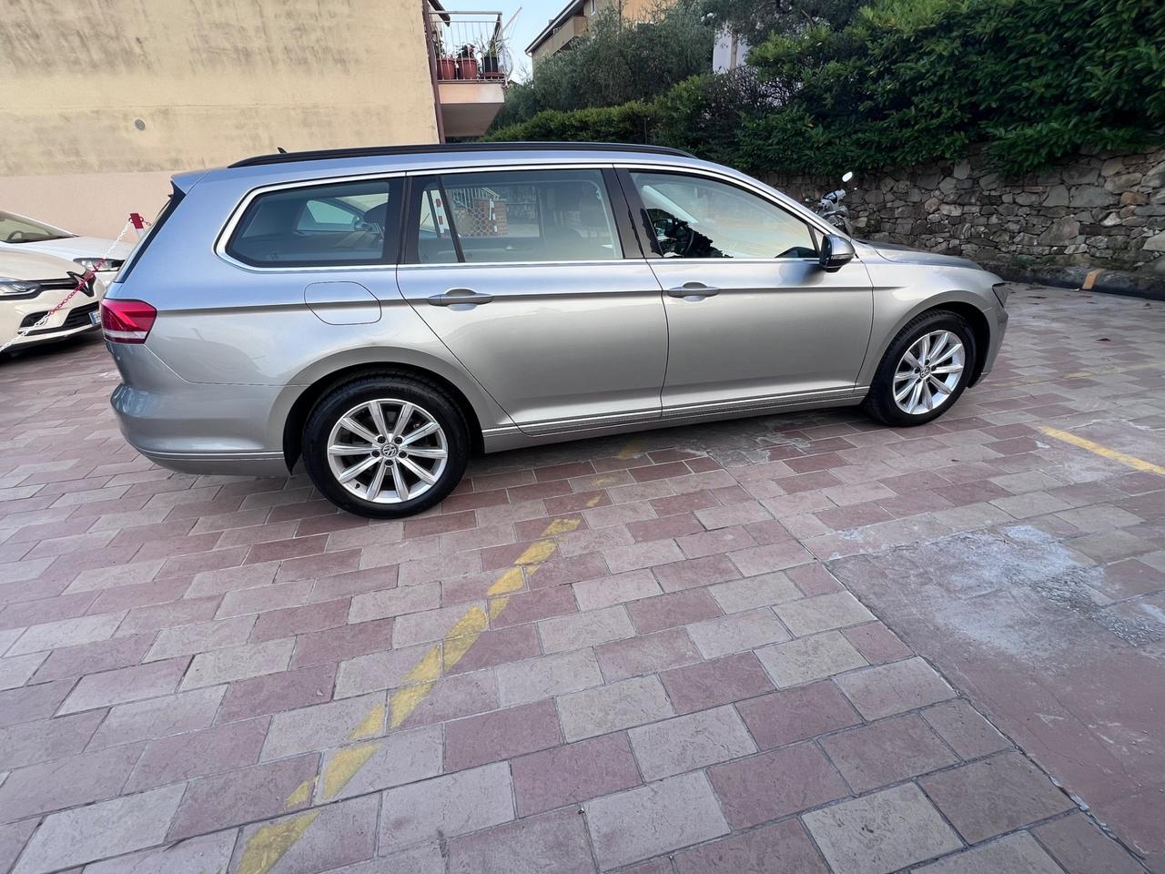 Volkswagen Passat Variant 2.0 TDI DSG Executive BlueMotion Tech.