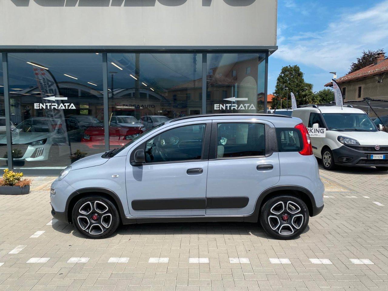 Fiat Panda 1.0 firefly hybrid City Life s&s 70cv 5p.ti