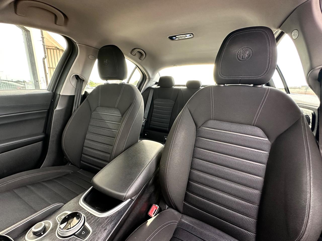 Alfa Romeo Giulia 2.0 Turbo 200 CV AT8 Business *NO VINCOLI*