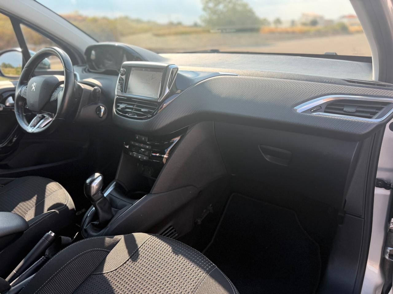 Peugeot 208 1.6 BlueHDi 100cv 5 porte Allure