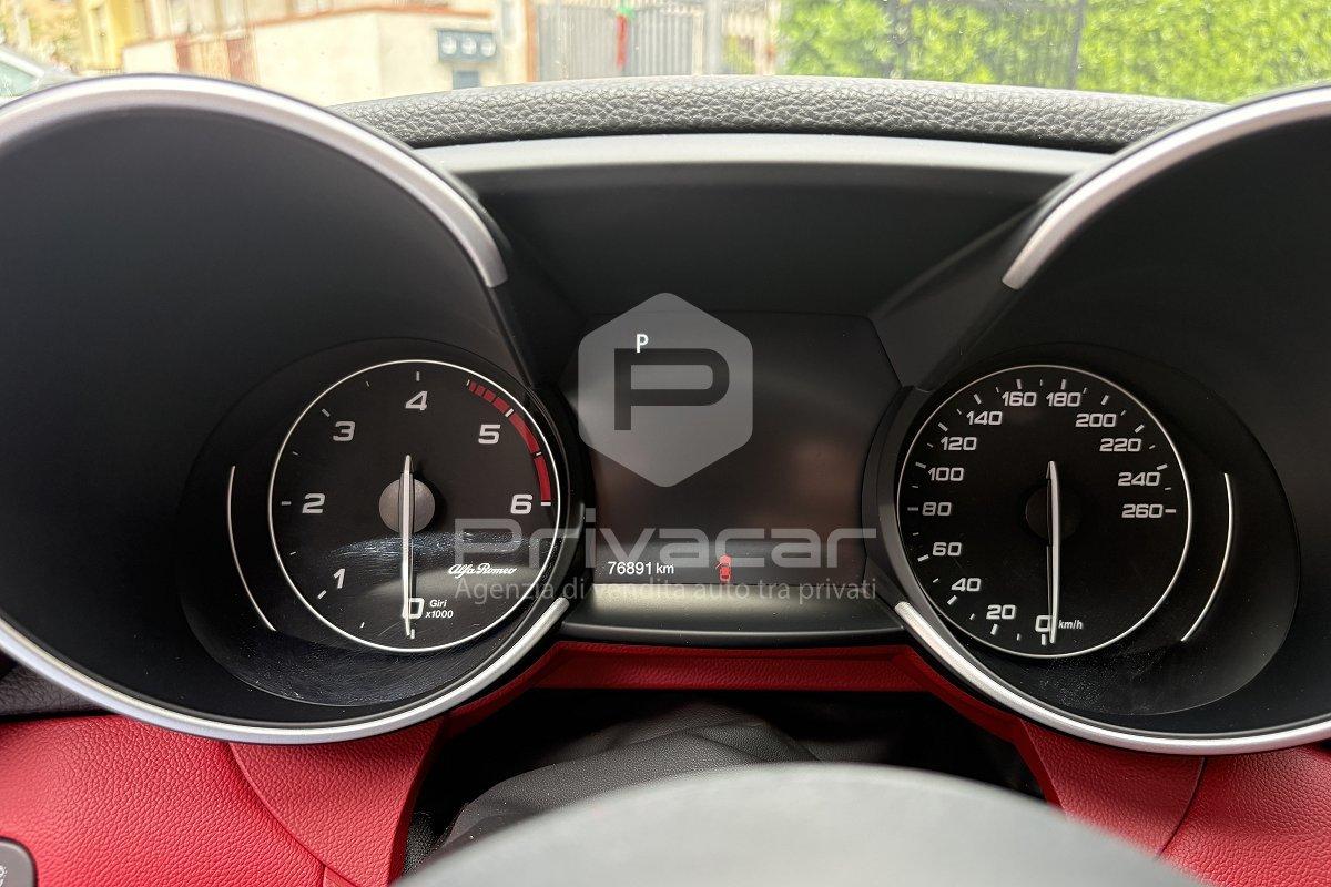 ALFA ROMEO Giulia 2.2 Turbodiesel 210 CV AT8 AWD Q4 Veloce