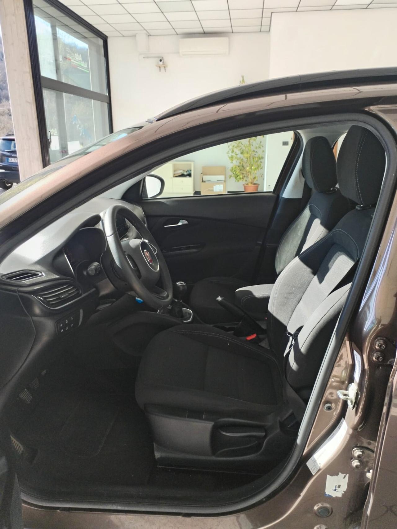 Fiat Tipo 1.6 Mjt S&S SW Lounge