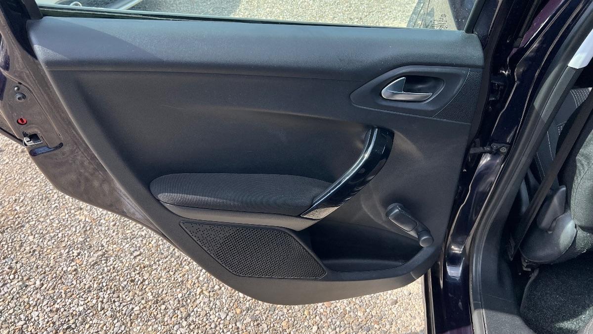 PEUGEOT - 208 5p 1.2 puretech Active gpl 82cv