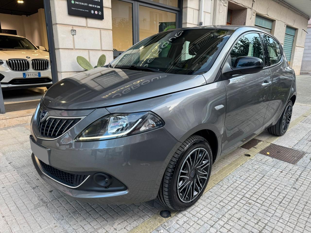 Lancia Ypsilon 1.0 FireFly 5 porte S&S Hybrid Ecochic Gold