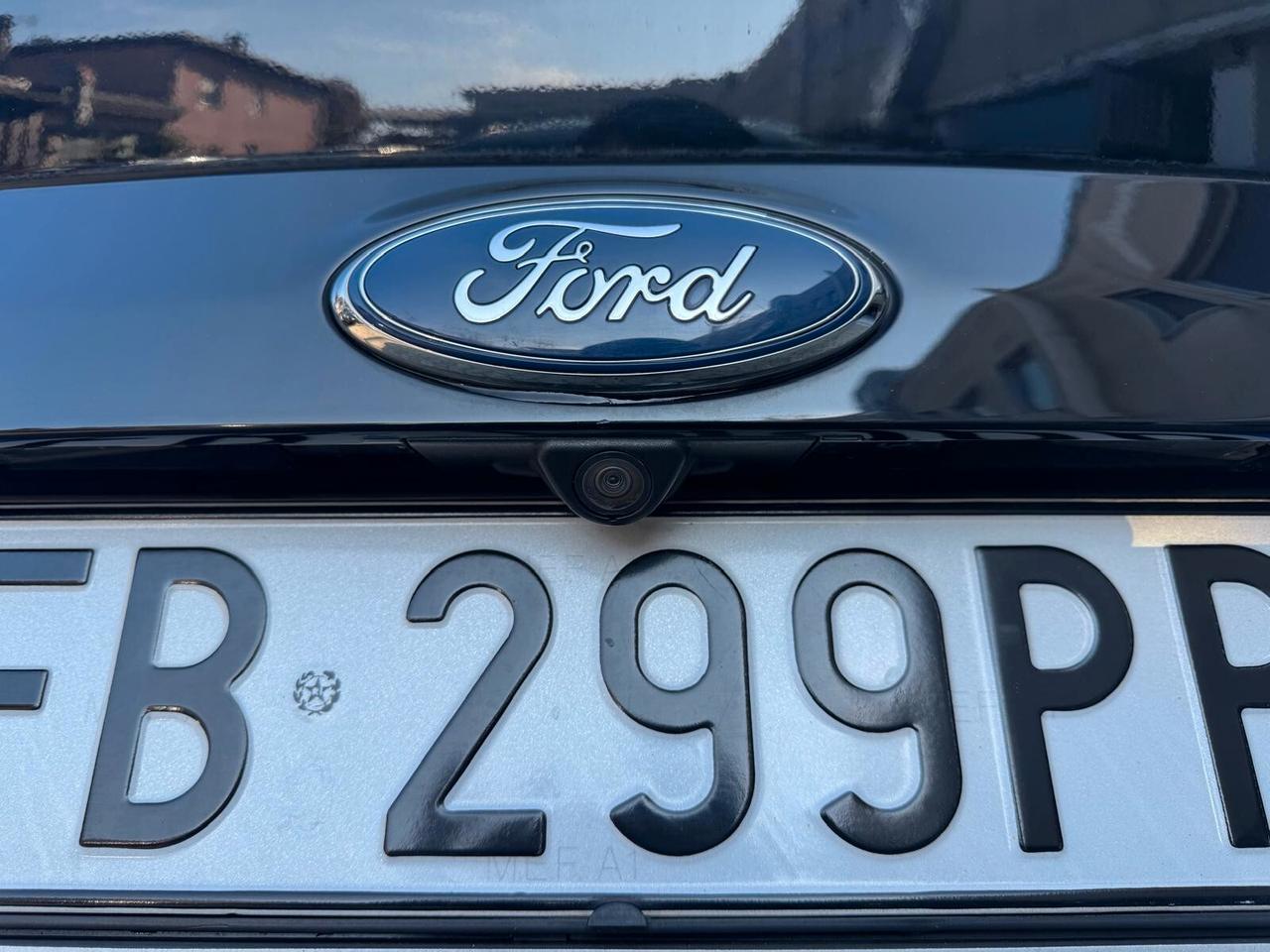 Ford Kuga 2.0 TDCI 150 CV S&S 4WD Powershift Titanium*EURO6*FULL OPTIONAL