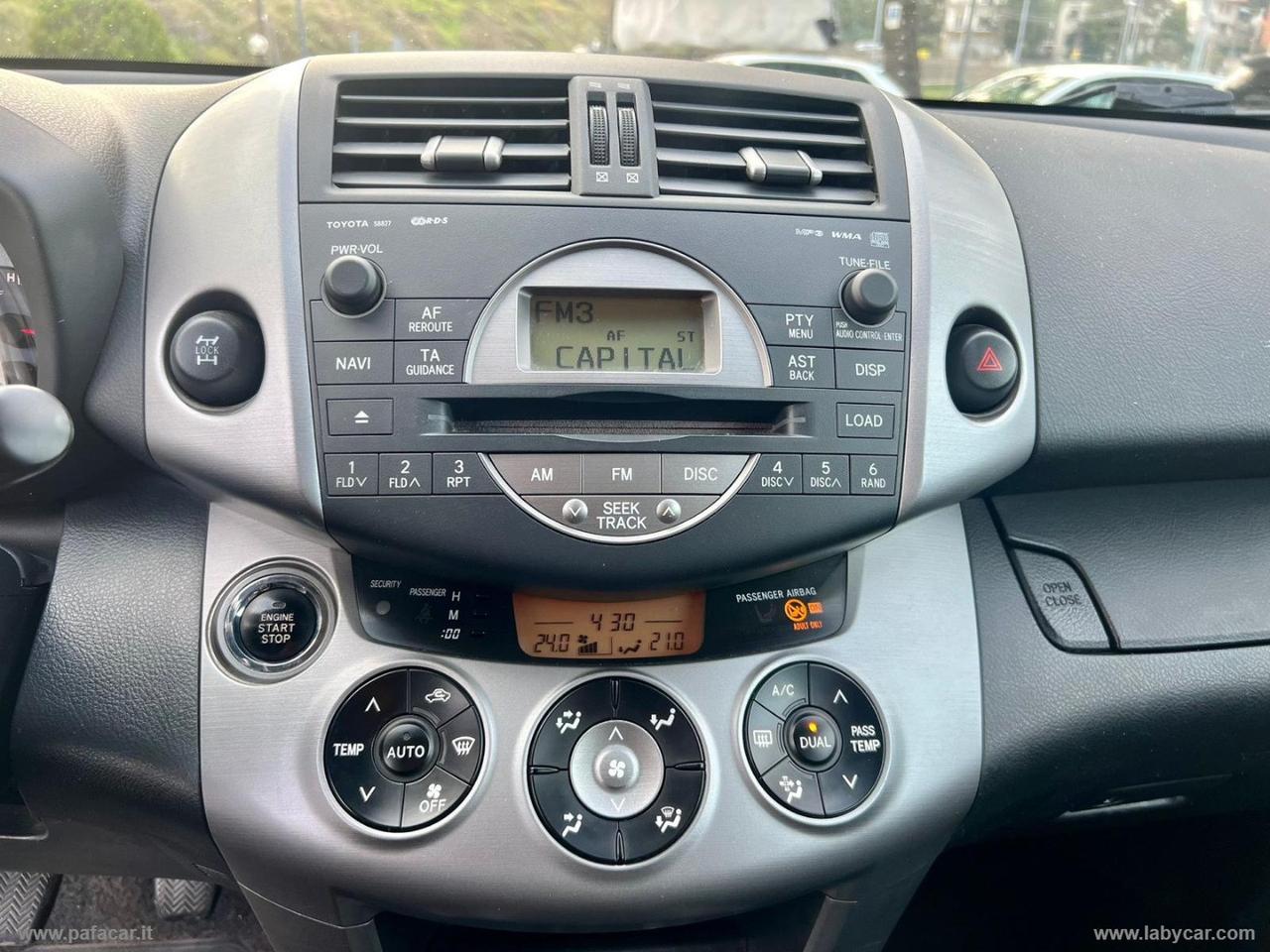 TOYOTA RAV4 2.2 D-4D 177 CV Luxury