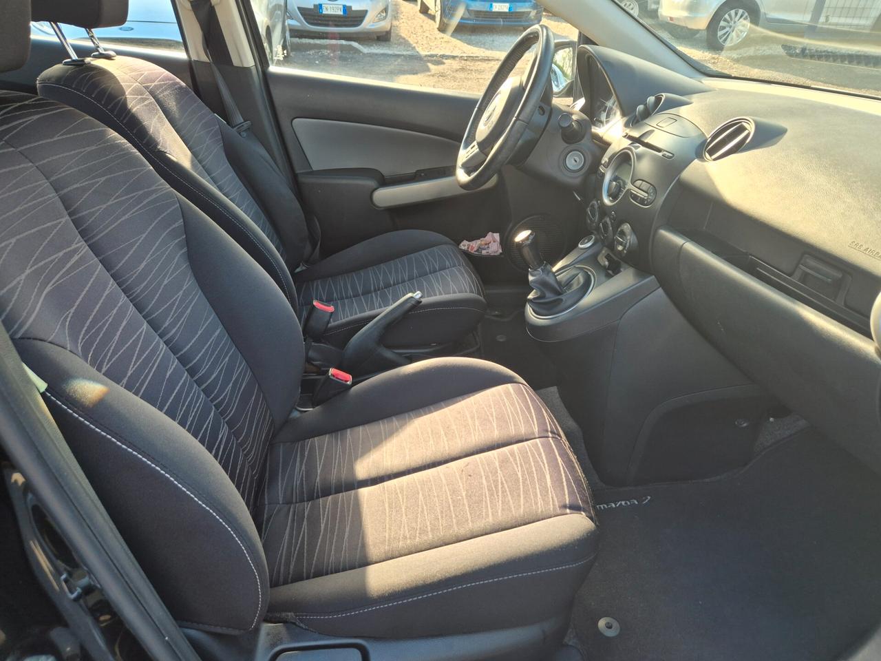 Mazda 2 Mazda2 1.3 16V 75CV 5p. Play GPL