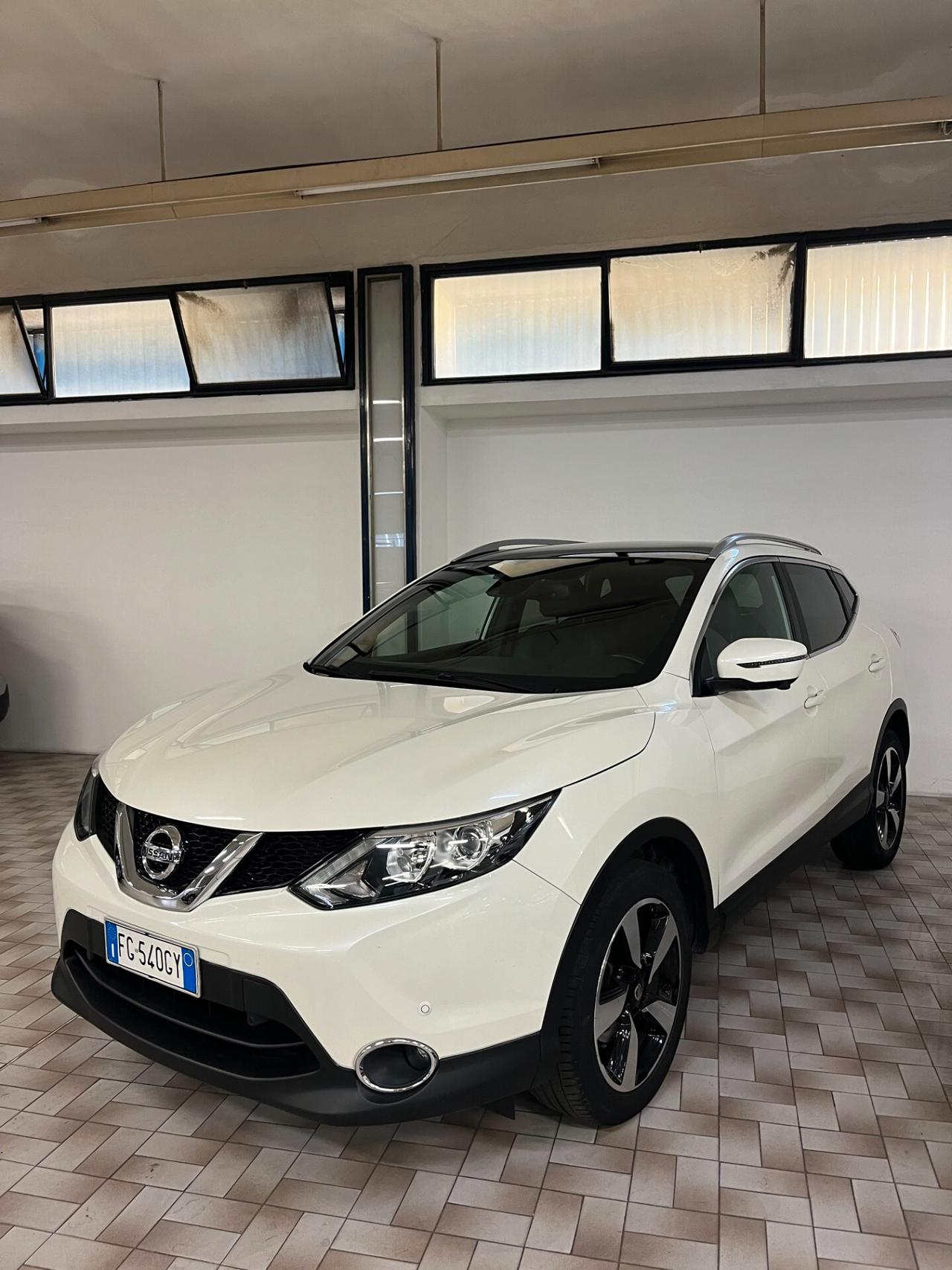 Nissan Qashqai 1.5 dCi N-Vision