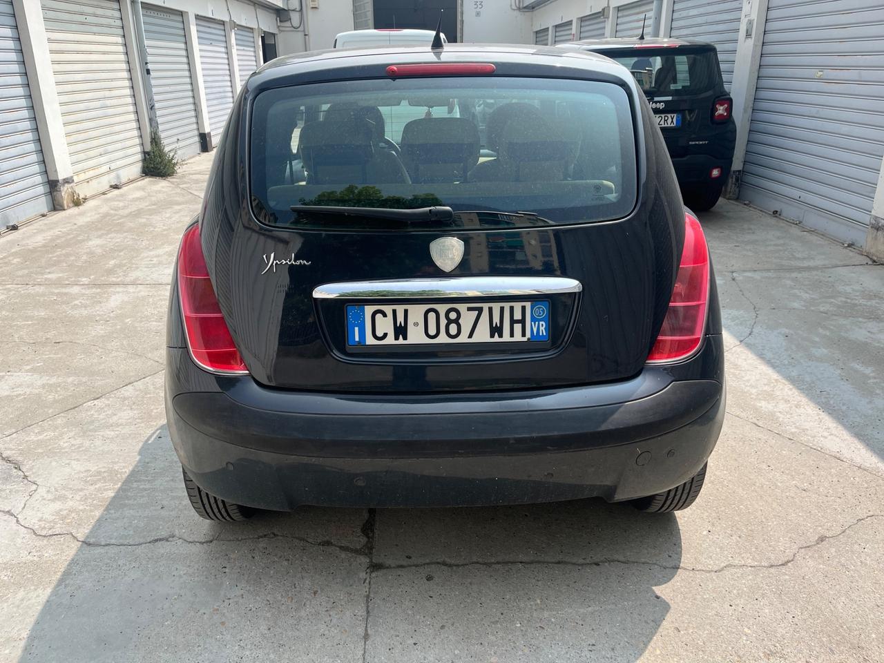 Lancia Ypsilon 1.2 Oro