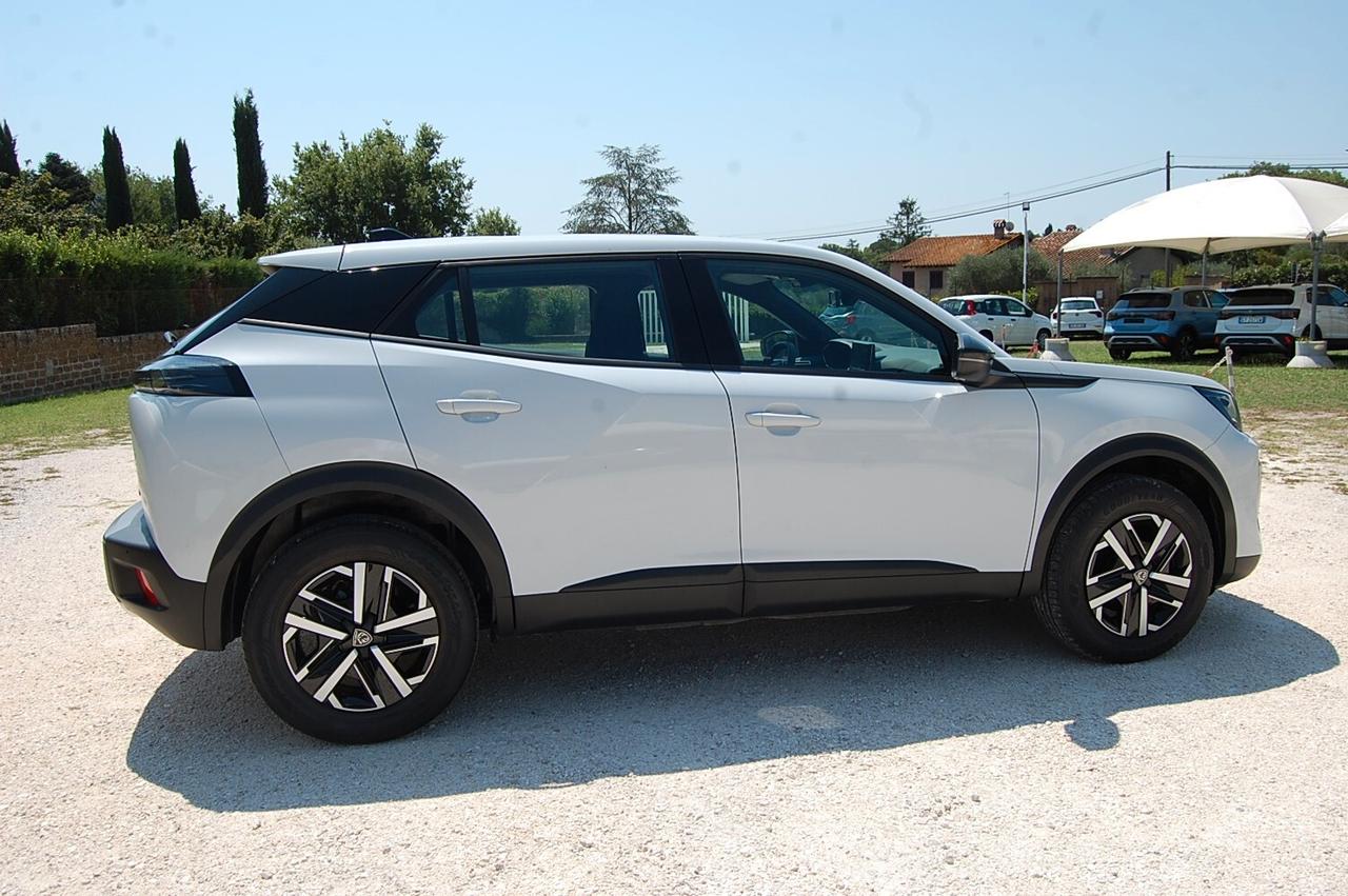 Peugeot 2008 Hybrid 136 e-DCS6 Active
