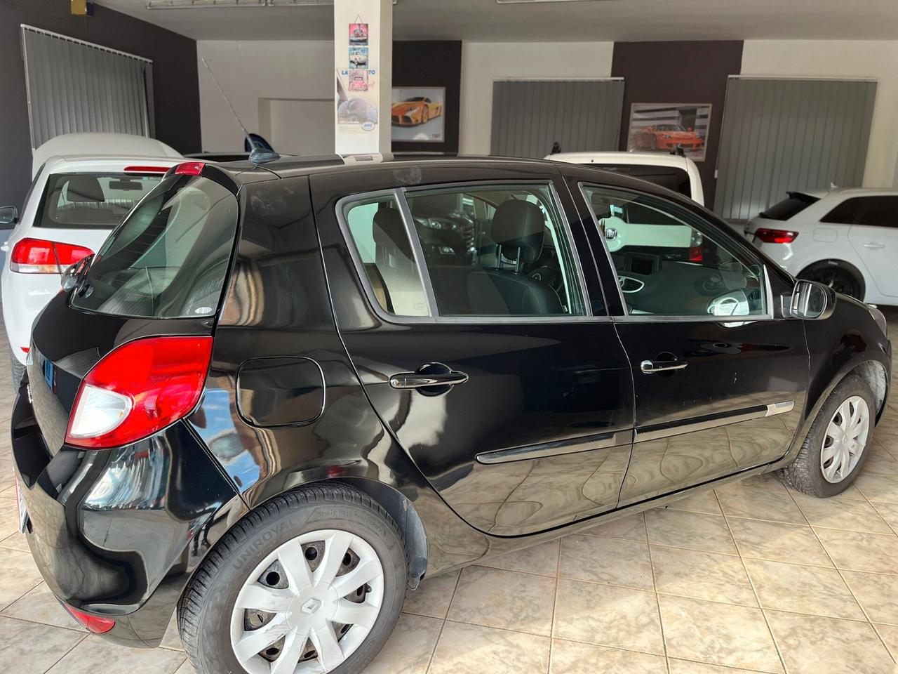 Renault Clio 1.2 16V 5 porte GPL Dynamique