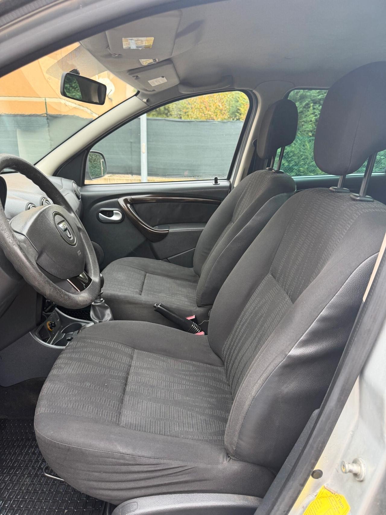 Dacia Duster 1.5 dci - 12 MESI DI GARANZIA -