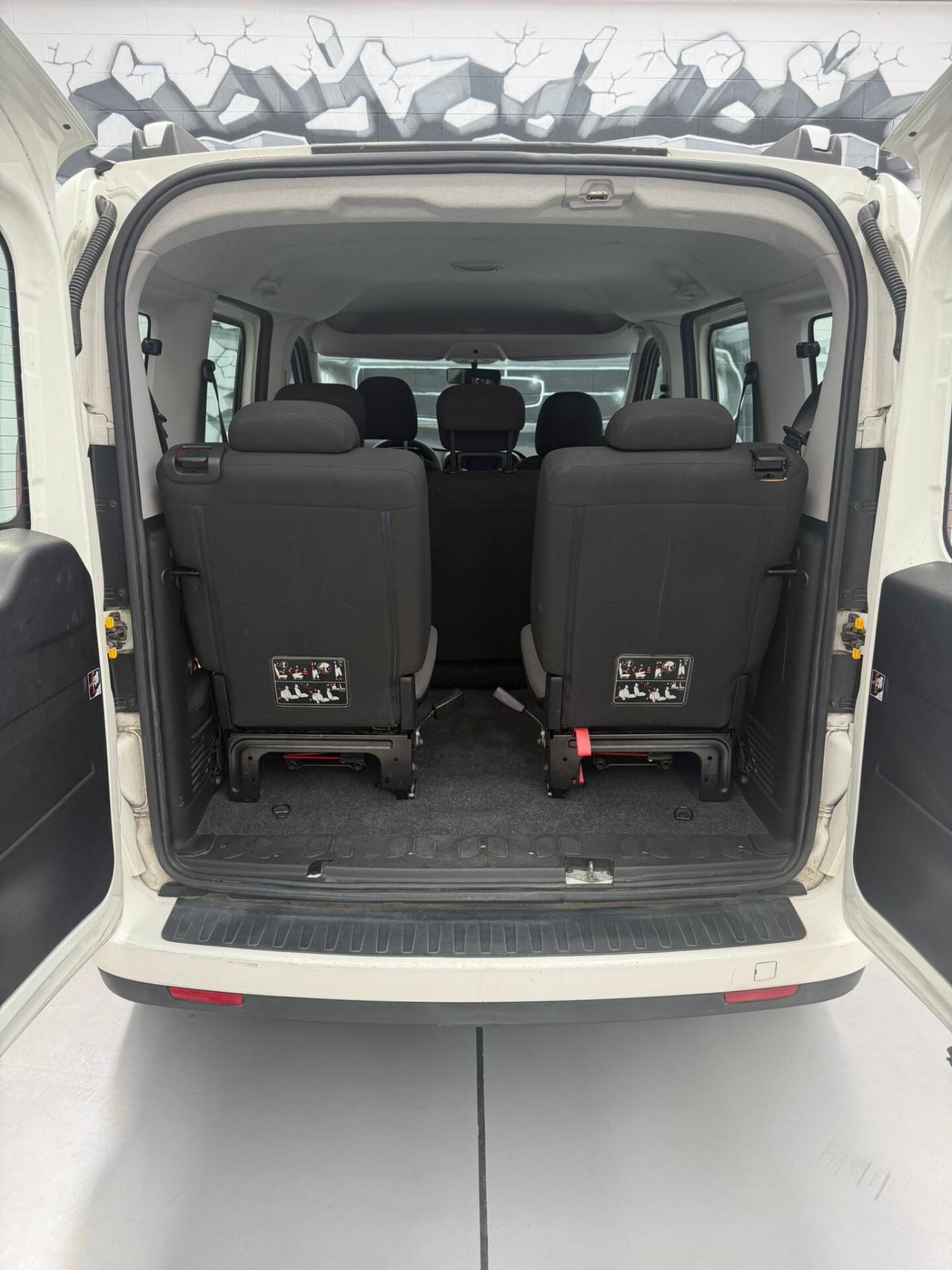 Fiat Doblo II 2015 1.6 mjt 16v Easy 120cv 7 Posti