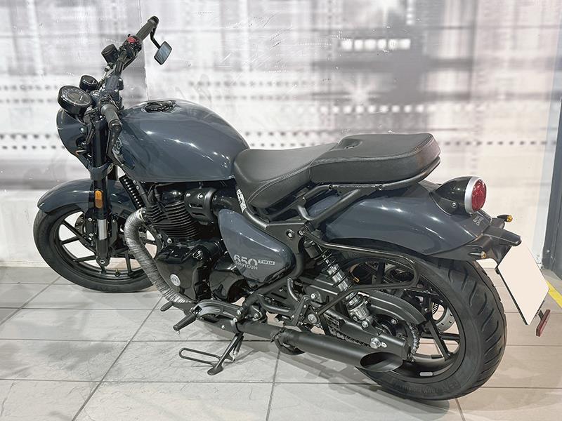 Royal Enfield Shotgun 650