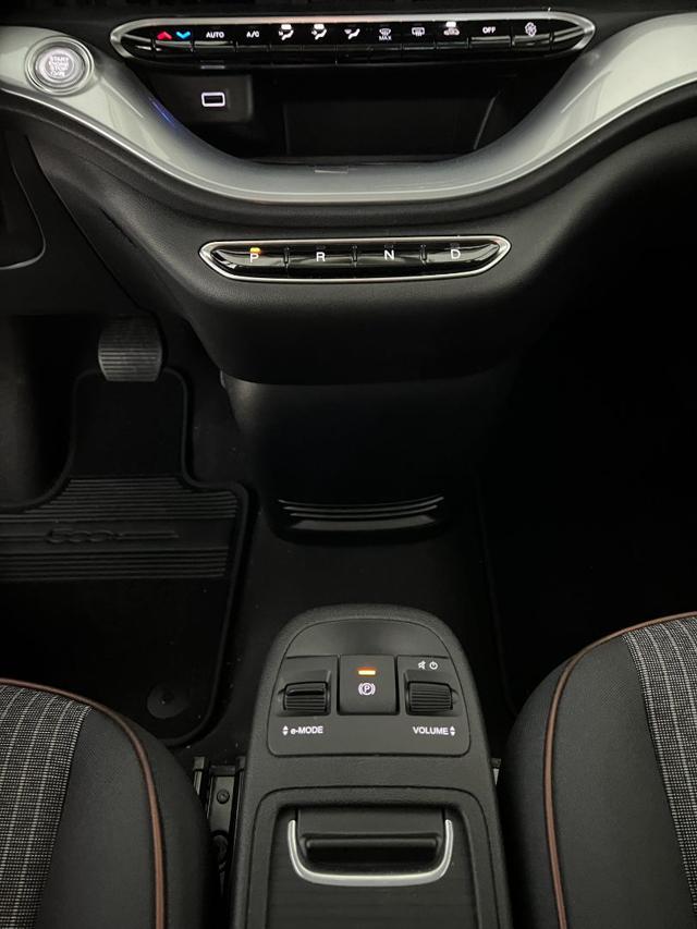 FIAT 500 Opening Edition Berlina 42 kWh