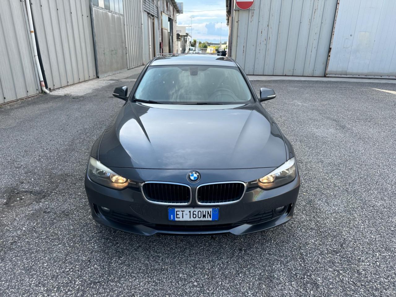 Bmw 320 320d Touring Luxury comenuovo autom