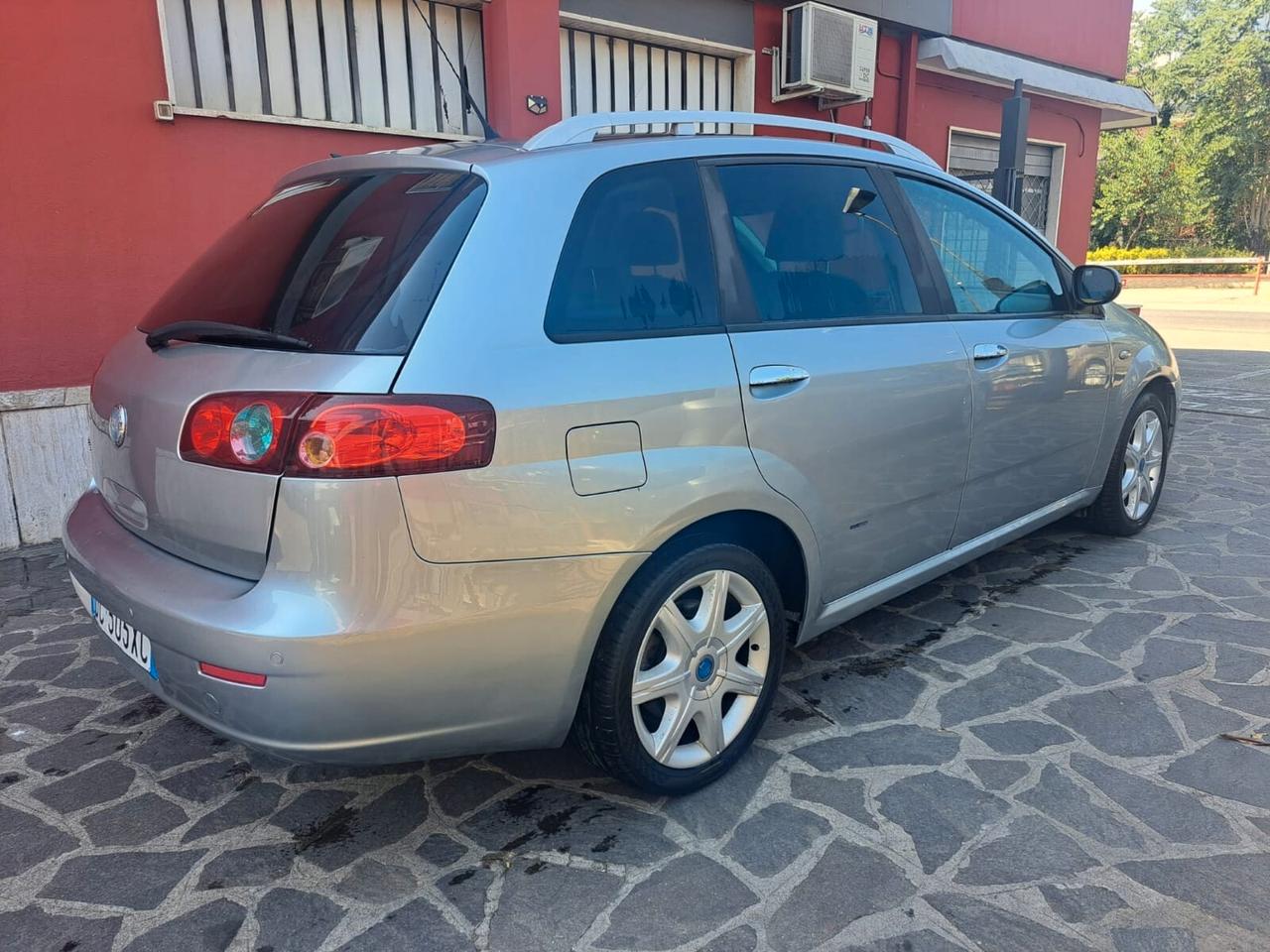 Fiat Croma 1.9 Multijet 16V Must