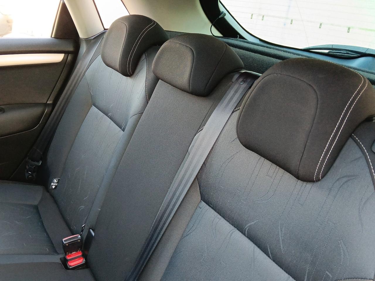 CITROEN C4 1.6 HDì-TETTO-2012