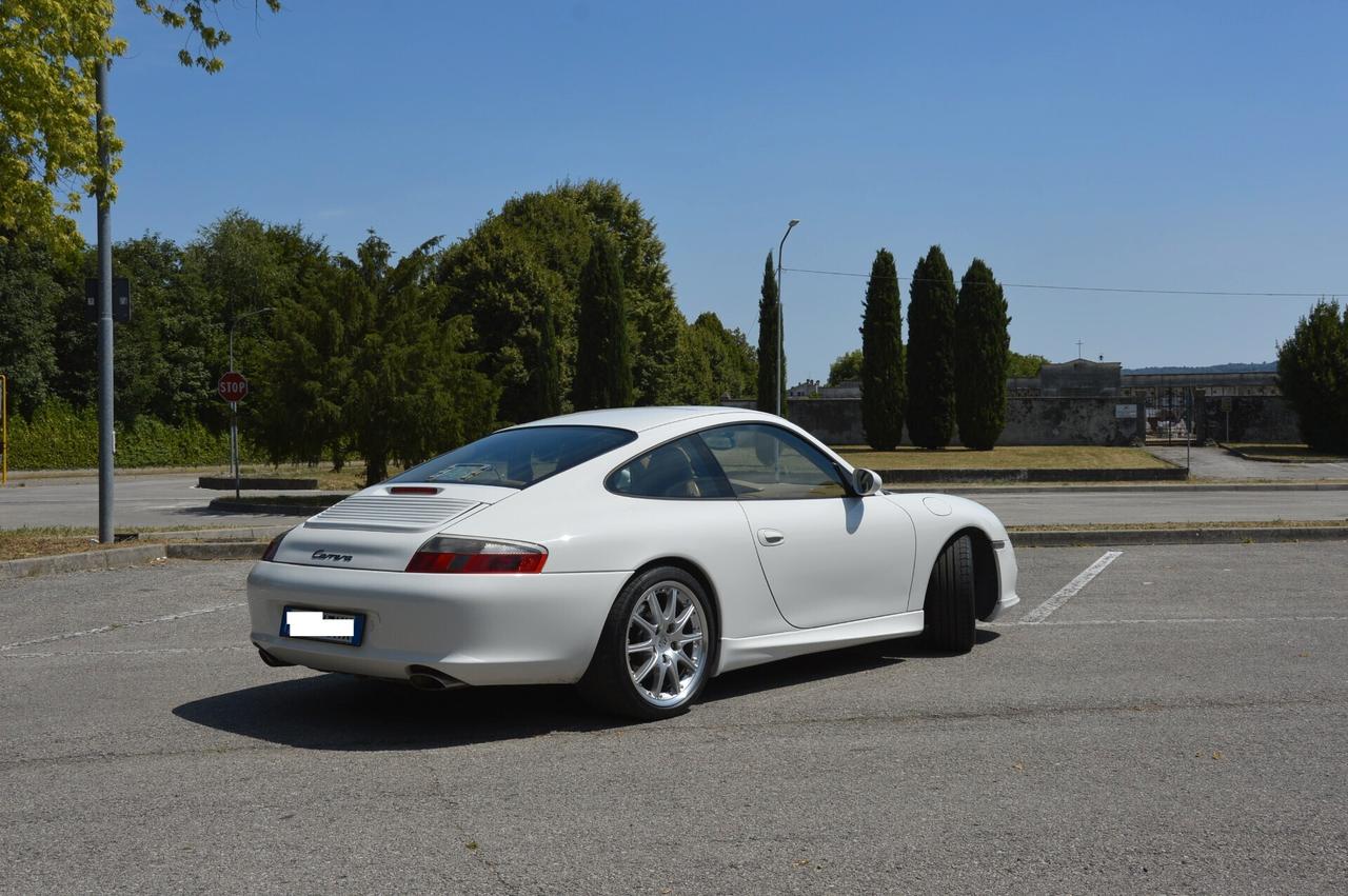Porsche 911 Carrera cat Coupé