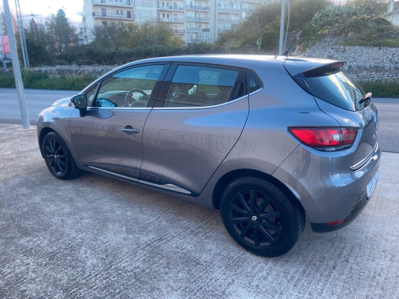 Renault Clio dCi 8V 90 CV Start&Stop 5 porte Energy Duel