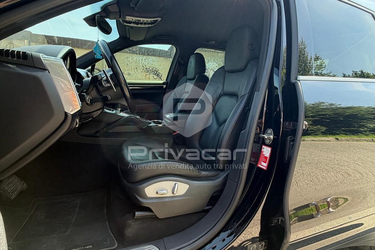PORSCHE Cayenne 3.0 Diesel 250CV Platinum Edition
