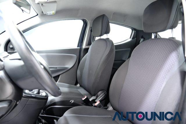 LANCIA Ypsilon 1.2 69 CV 5 PORTE ELEFANTINO BLU NEOPATENTATI