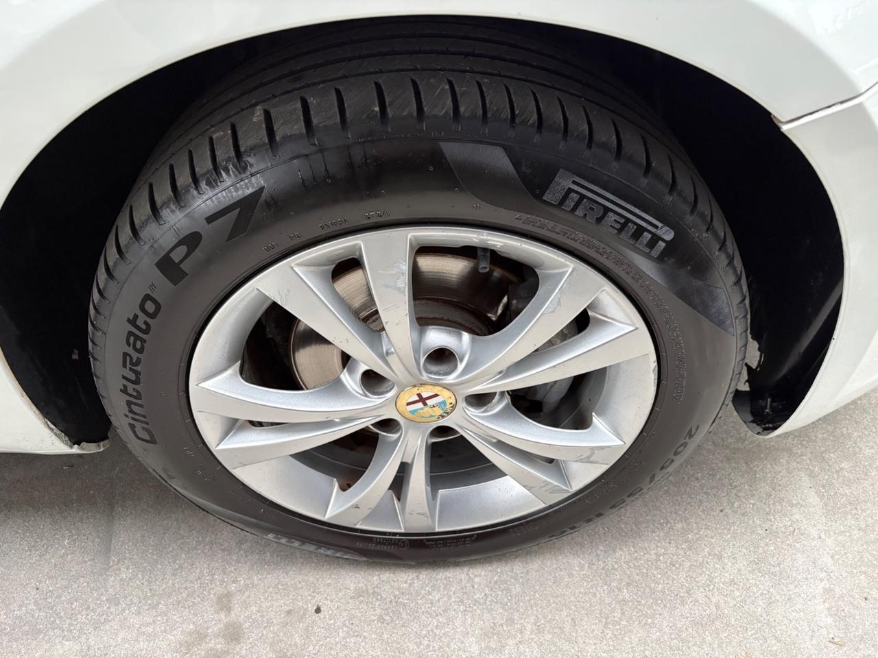 Alfa Romeo Giulietta 1.6 MJT 105cv splendente