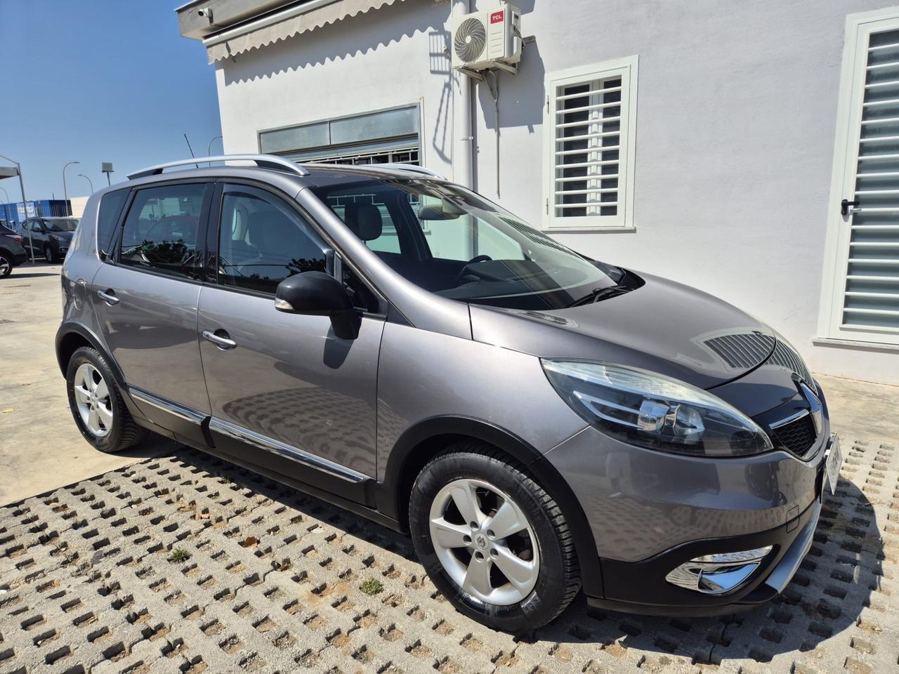 Renault Scenic Scénic XMod 1.5 dCi 110CV CROSS